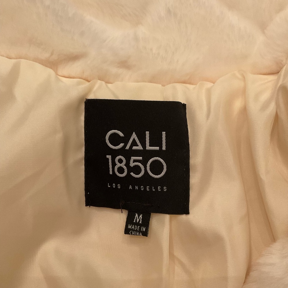 Cali 1850 Faux Fur - Picture 4 of 5
